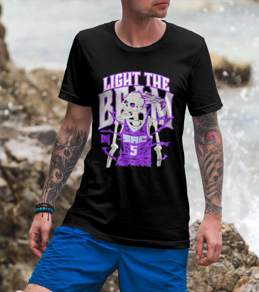 Light The Beam Skeleton SAC 5 Kings Drip Heads T-Shirt