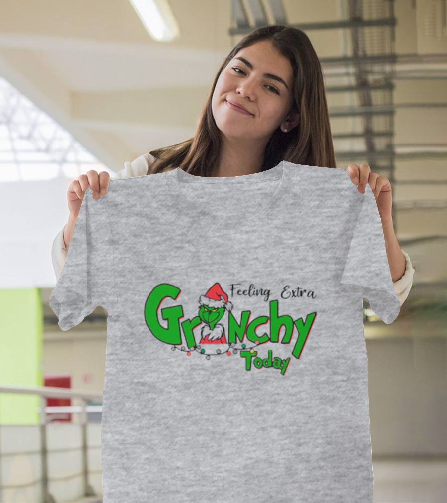 Feeling Extra Grinchy Today Christmas Grinch Santa Hat T-Shirt