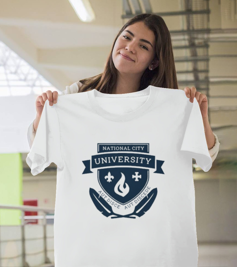 National City University Lena Luthor Aut Disce Aut Discede T-Shirt