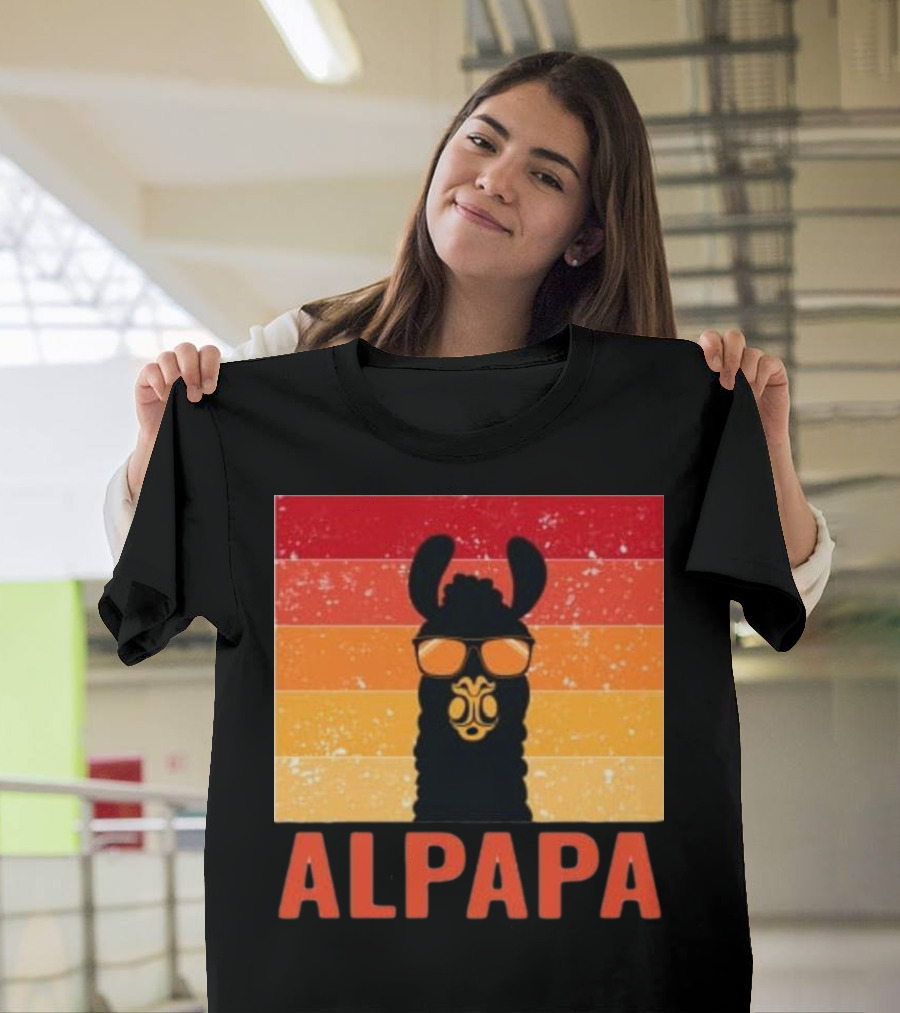 Alpapa Llamafathers Day Vintage Groovy T-Shirt