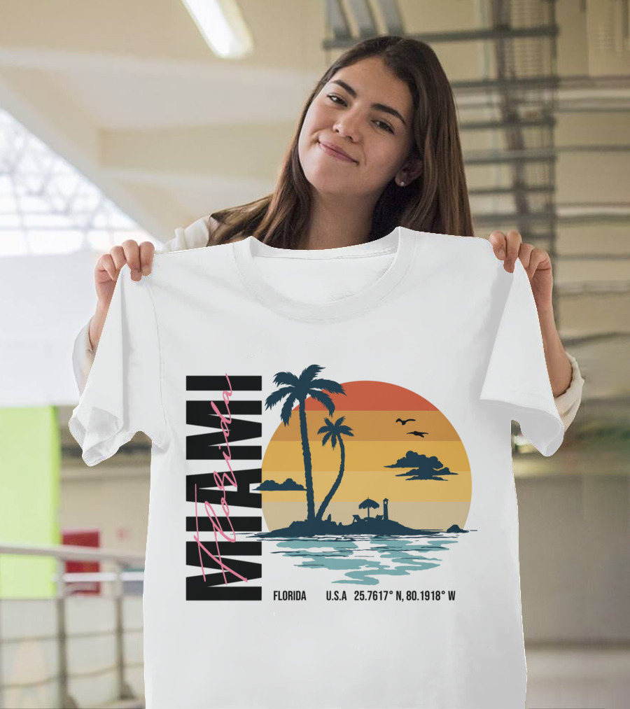 MIAMI FLORIDA U.S.A. 25.7617° N, 80.1918° W Sunset Palms Birds T-Shirt