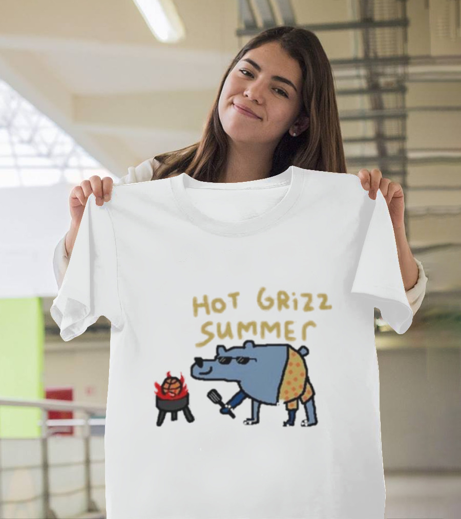 Hot Grizz Summer Sunglasses Bear Grilling Basketball On Fire T-Shirt