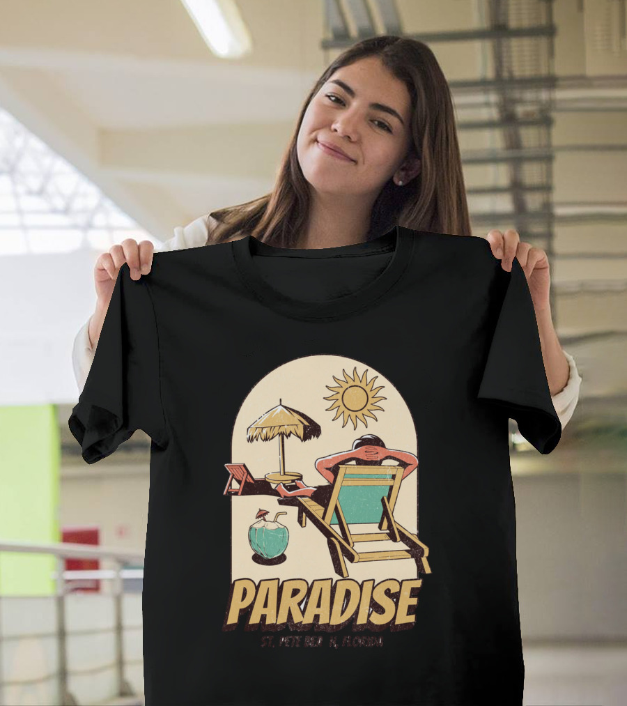 Paradise St. Pete Beach Florida Retro Sun Lounger And Cocktail Scene T-Shirt