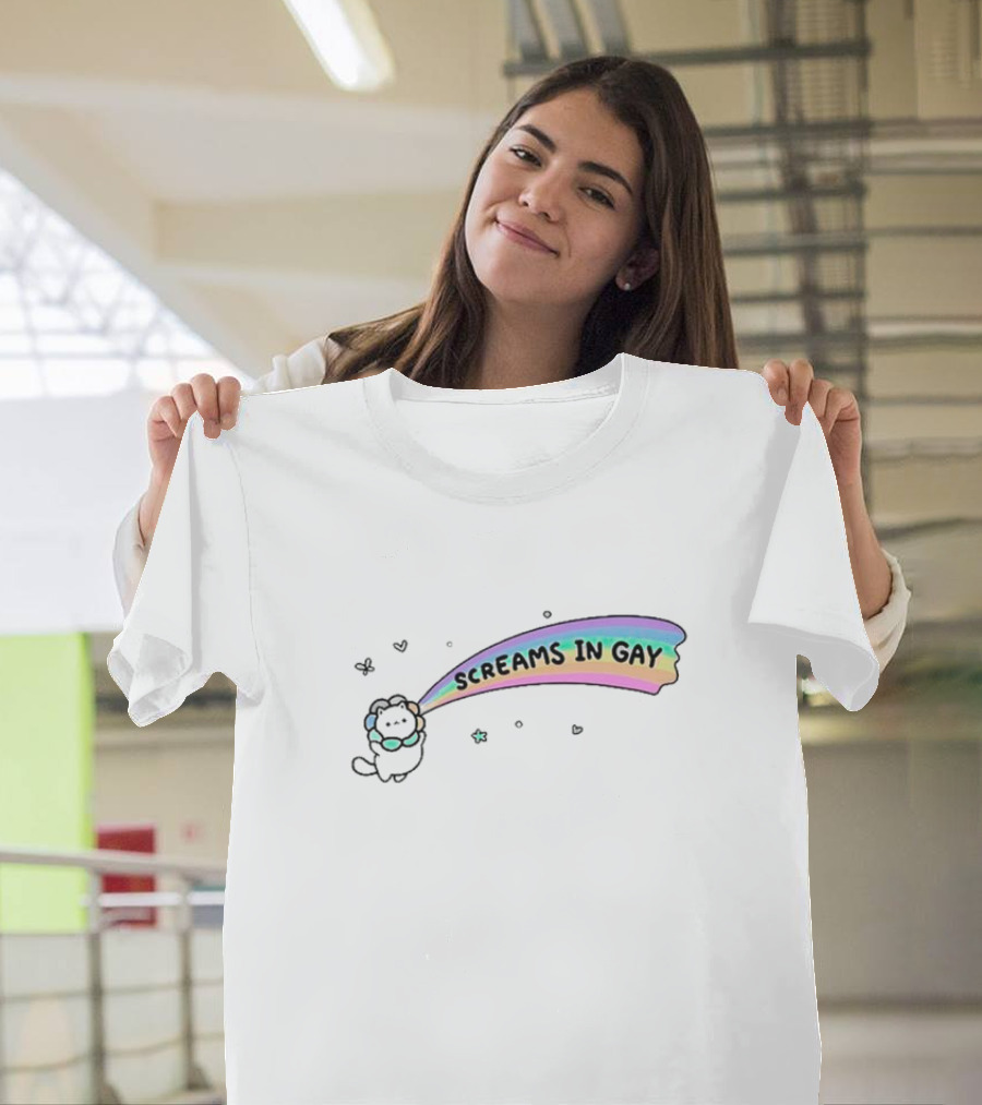 Cat Screams in Gay Rainbow Aesthetic T-Shirt