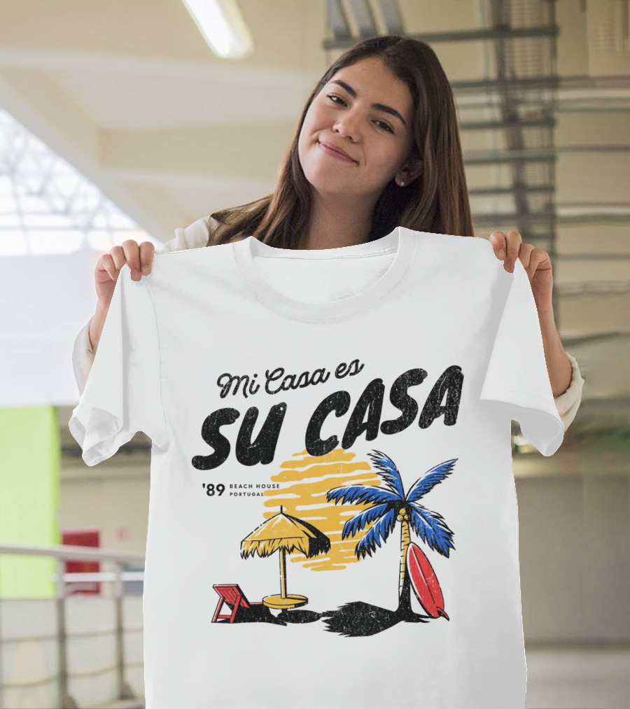 Mi Casa Es Su Casa '89 Beach House Portugal Palm Tree Umbrella Chair Surfboard T-Shirt