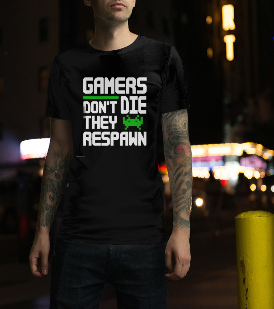Gamers Don’t Die They Respawn Retro Space Invader T-Shirt