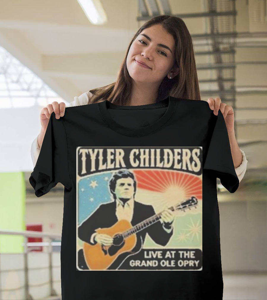 Tyler Childers Live Performance With Guitar At The Grand Ole Opry Iconic Event T-Shirt