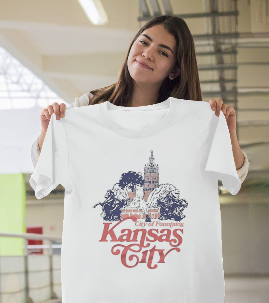 Kansas City City of Fountains Plaza Horse Fountain Tower T-Shirt