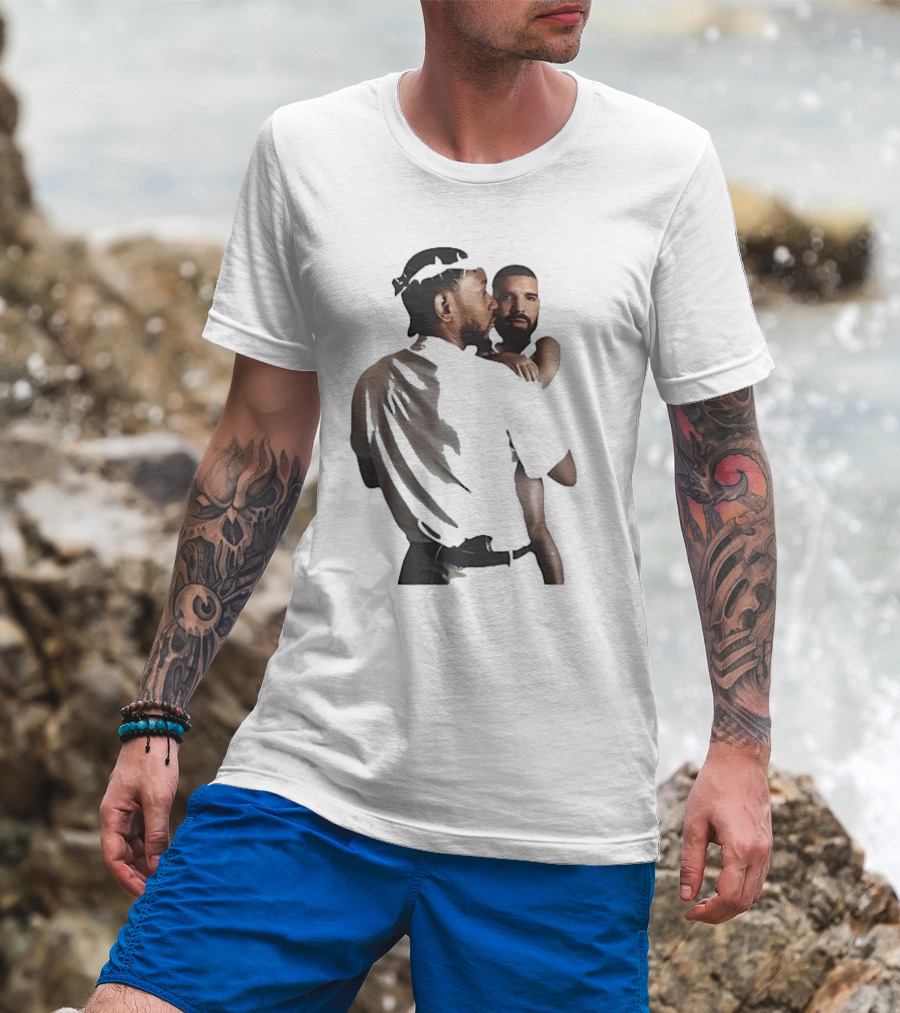 Kendrick Lamar Carrying Drake Rapper Stars Funny Image T-Shirt