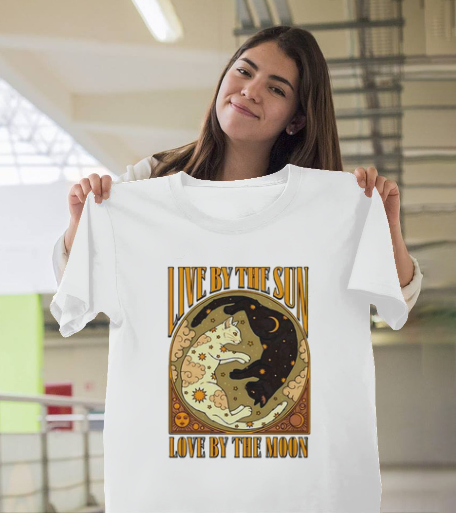 Live By The Sun Love By The Moon Retro Cats T-Shirt