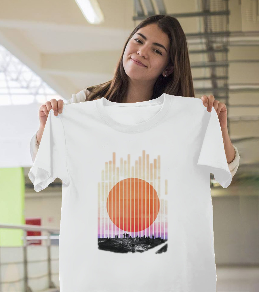 Stripe and Sun Vintage Sunset Silhouette on Horizon T-Shirt
