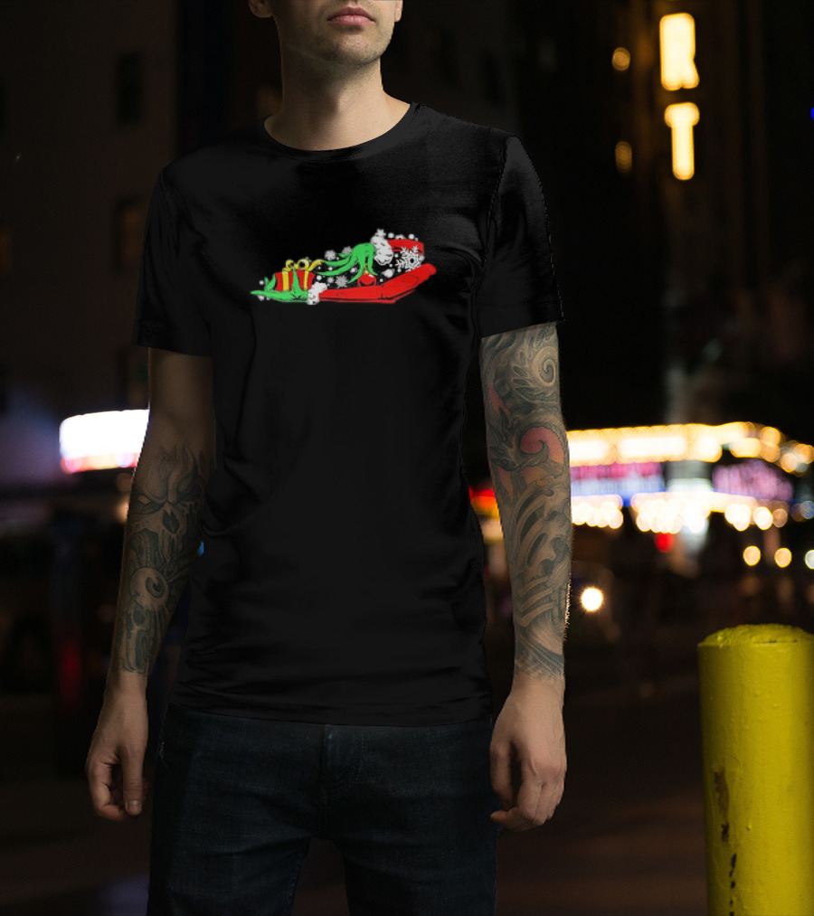 Kentucky Kentuckian Sleigh With Green Hand And Gifts Snowflakes T-Shirt