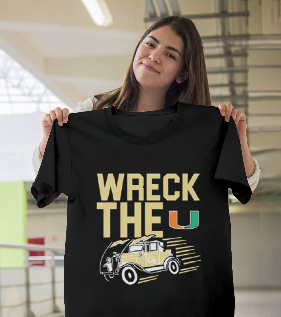 Wreck the U Georgia Tech Yellow Jackets GT Vintage Car Miami T-Shirt