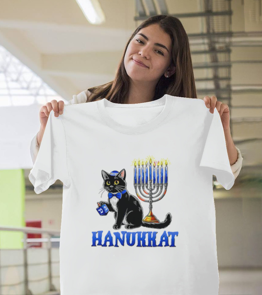 Hanukkat Cute Happy Hanukkah Jewish Cat Menorah Chanukah T-Shirt