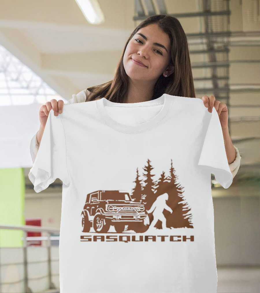 Sasquatch Bigfoot Bronco Truck Forest Scene T-Shirt