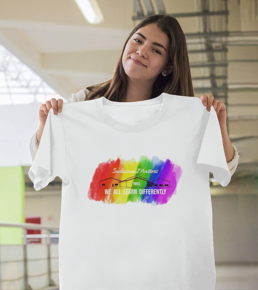 Inclusion Matters BBES We All Learn Differently Rainbow Brushstroke Background T-Shirt