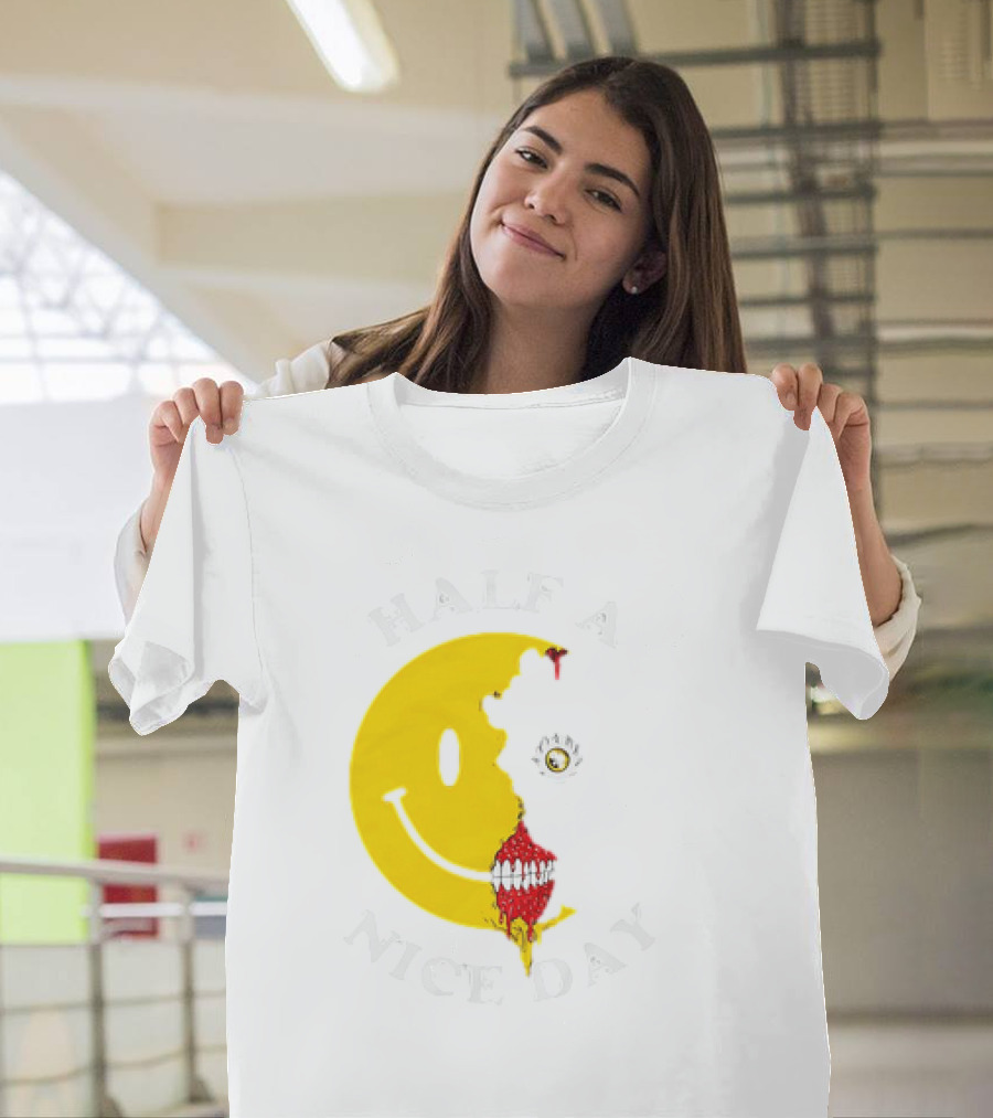 HALF A NICE DAY HORROR SMILEY FACE GRIN AND YELLOW CREEPY HALLOWEEN T-Shirt