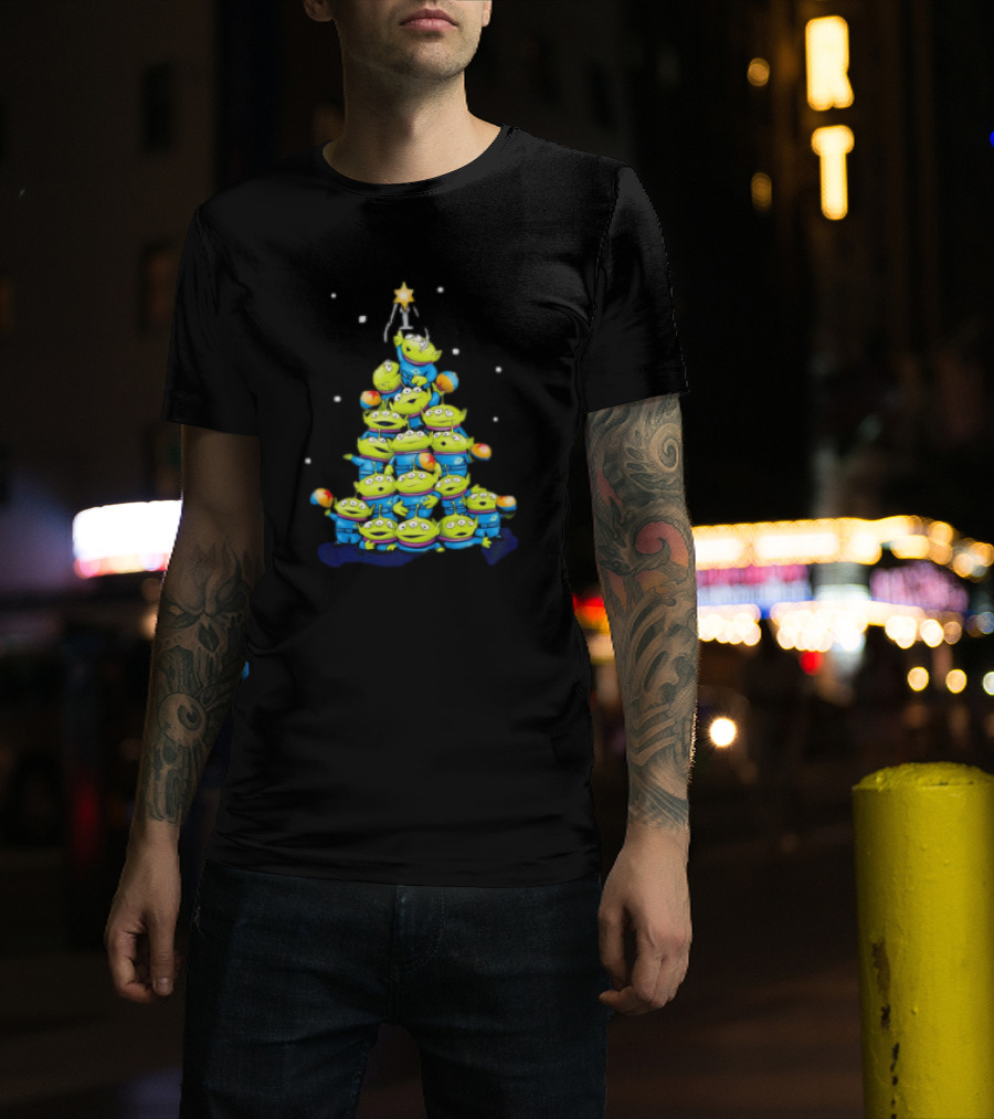 Aliens From Toy Story Forming Christmas Tree Tower With Star And Snowflakes T-Shirt