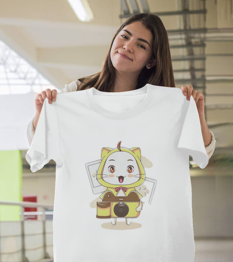 White Cat with Classic Camera Drawing T-Shirt