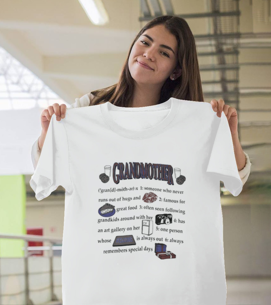 Grandmother Definition Vintage 1990’s Hugs Food Grandkids Art Family Special Days T-Shirt
