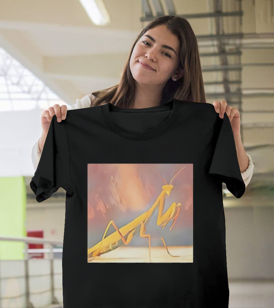 The Praying Mantis Abstract Pastel Insect T-Shirt