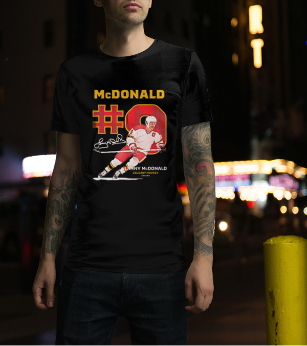 Lanny McDonald #9 Calgary Flames NHL Hockey Throwback Vintage Signature T-Shirt