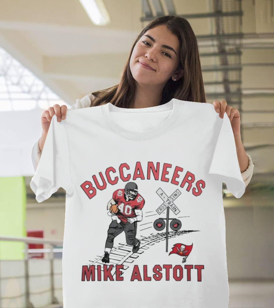 Buccaneers Mike Alstott A-Train Crossing T-Shirt