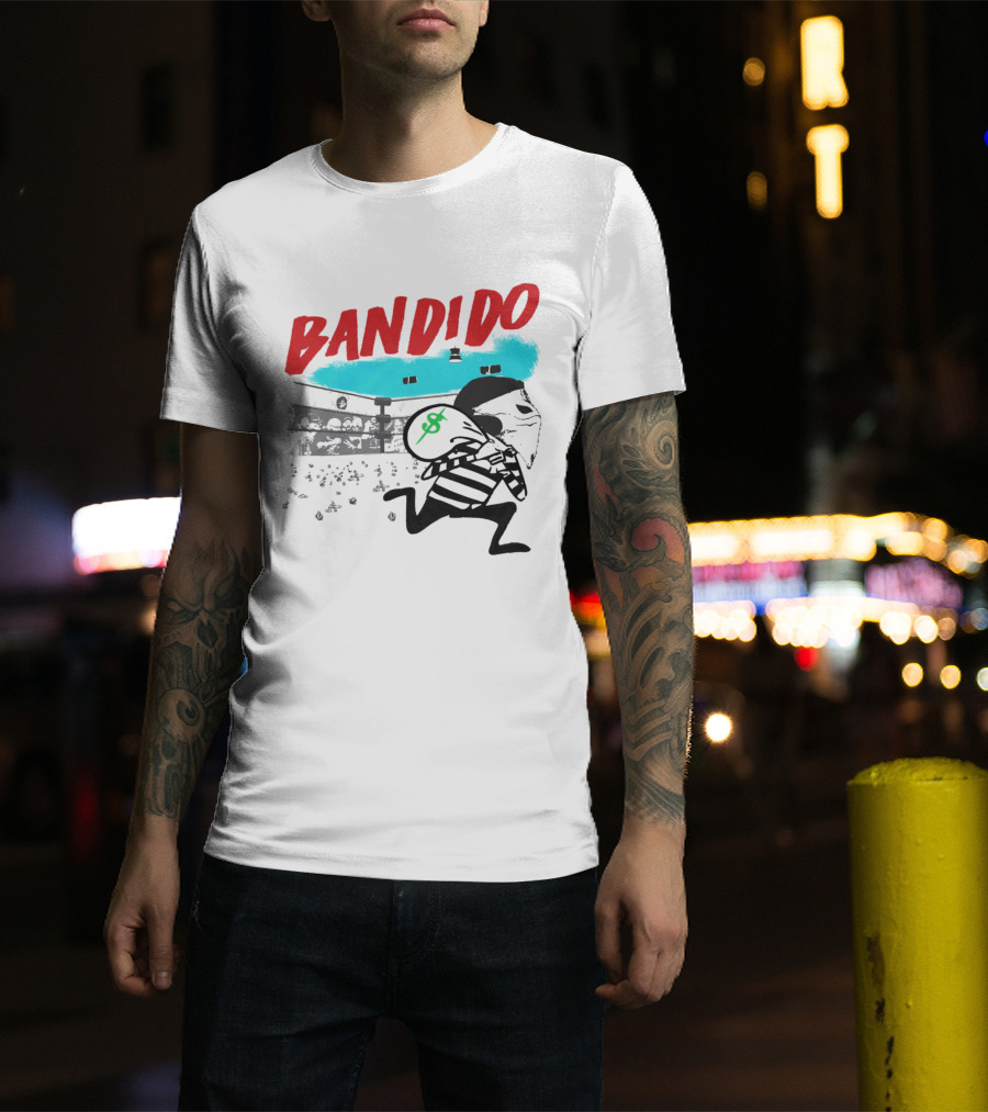 Bandido Ándale Wrestling Heist Comic Style With Luchador Ring And Money Bag T-Shirt