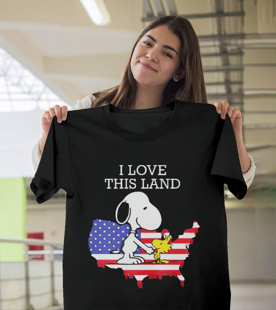 Snoopy Woodstock I Love This Land American Flag USA Map T-Shirt