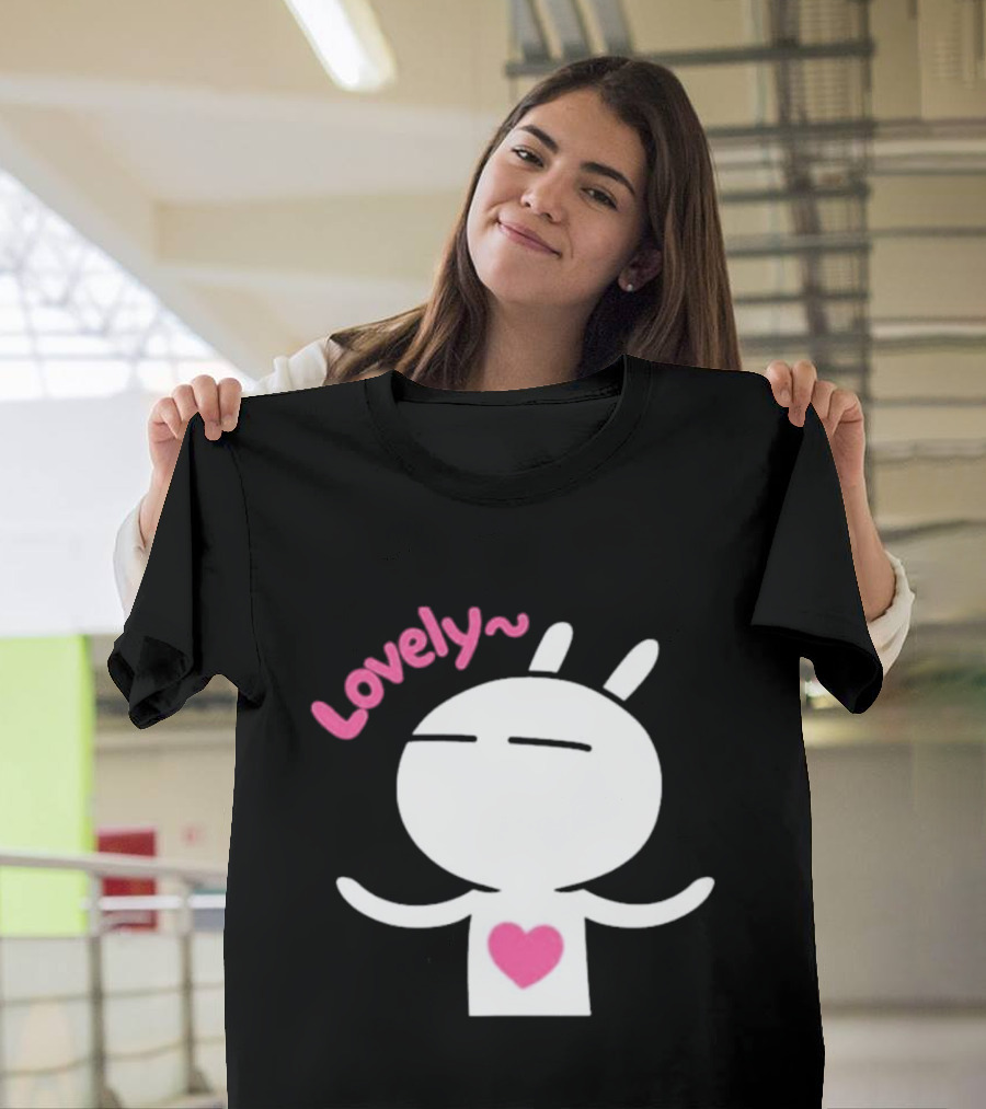 Lovely Emotion Tuzki Character with Heart T-Shirt