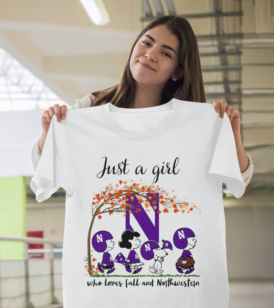 Just a Girl Who Loves Fall Northwestern Wildcats Peanuts Cartoon Halloween T-Shirt