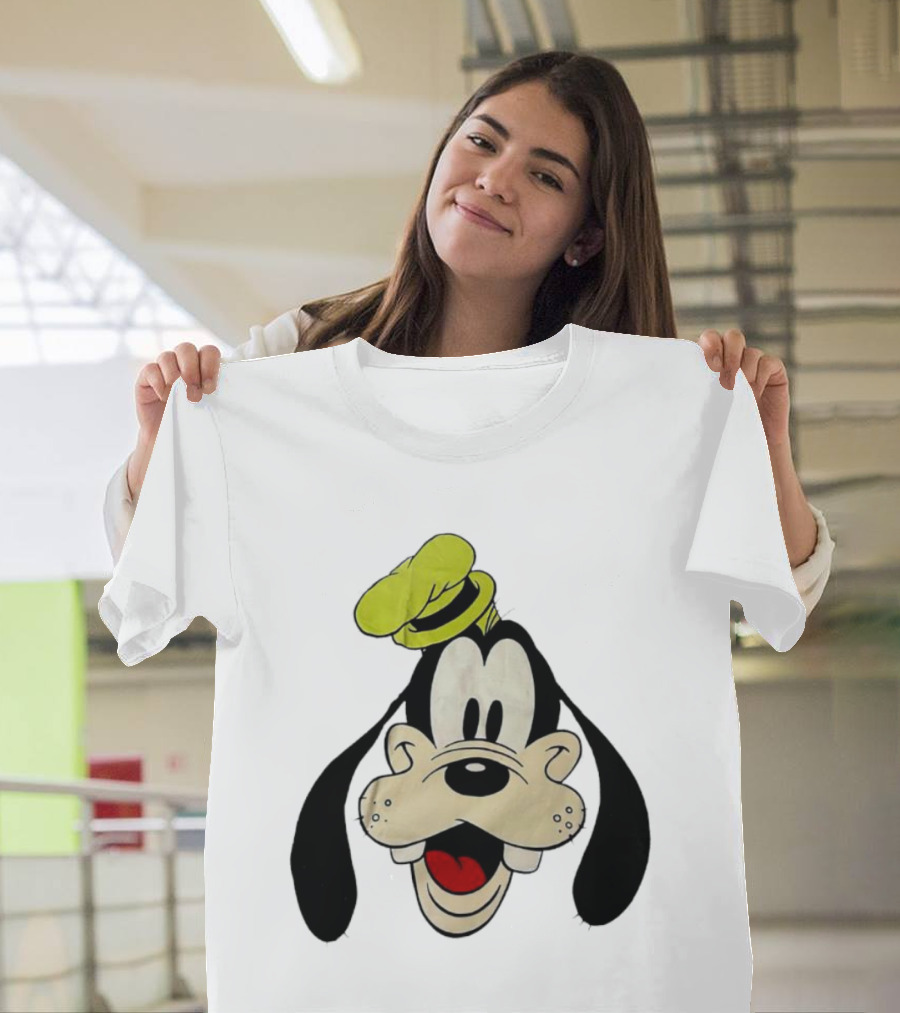 Yats Goofy Head Disney Character Face T-Shirt