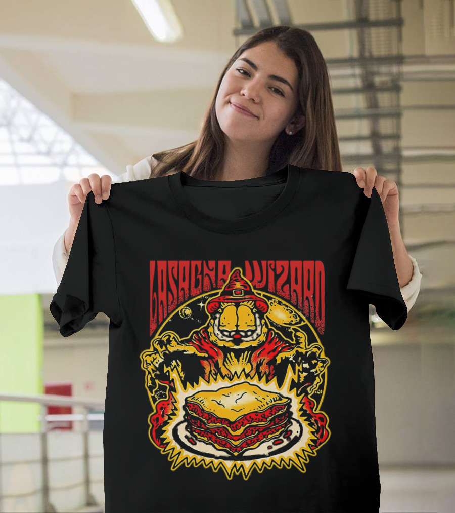 Lasagna Wizard Garfield Magic Plate Cosmic Cat Fantasy T-Shirt