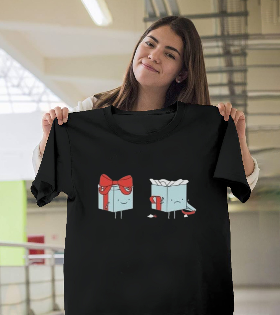 Christmas Puns Cute Gift Boxes With Bow And Torn Wrapping T-Shirt