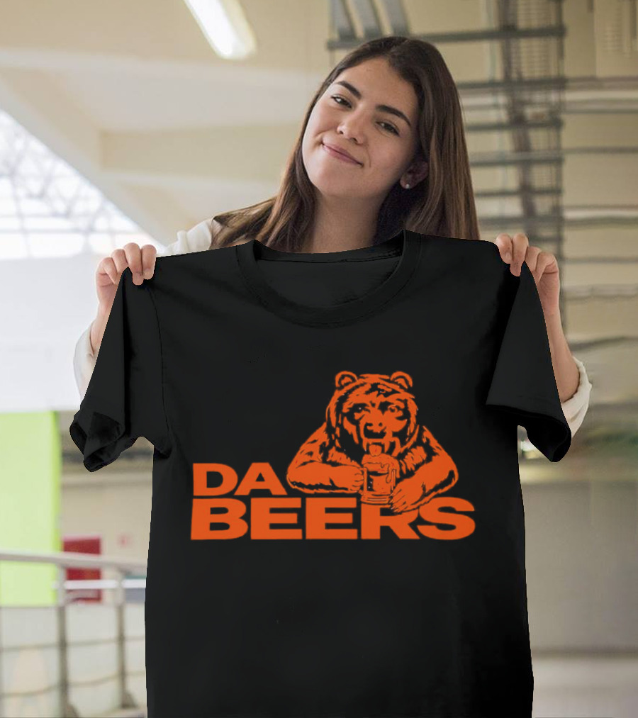 Da Beers Chicago Bears Football Beer Drinking Bear T-Shirt
