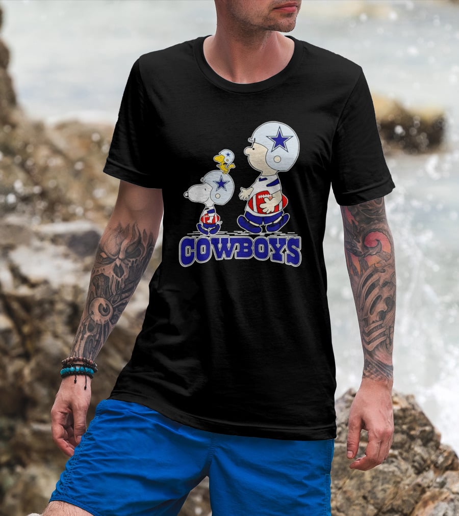 Dallas Cowboys Snoopy Charlie Brown Woodstock Football Helmets T-Shirt