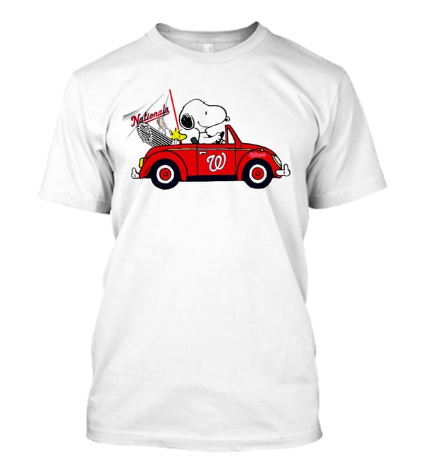 Snoopy And Woodstock In Red Car With Washington Nationals Flag T-Shirt