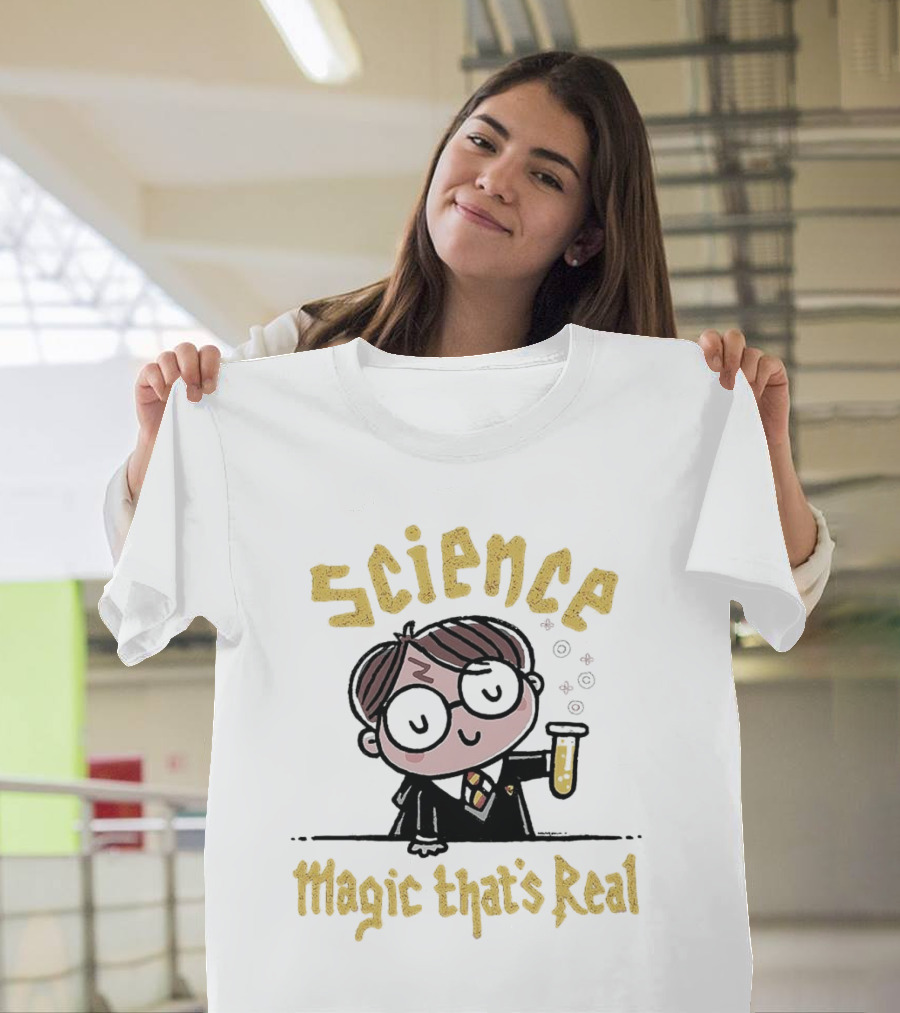 Science Magic That’s Real Wizard With Potion T-Shirt
