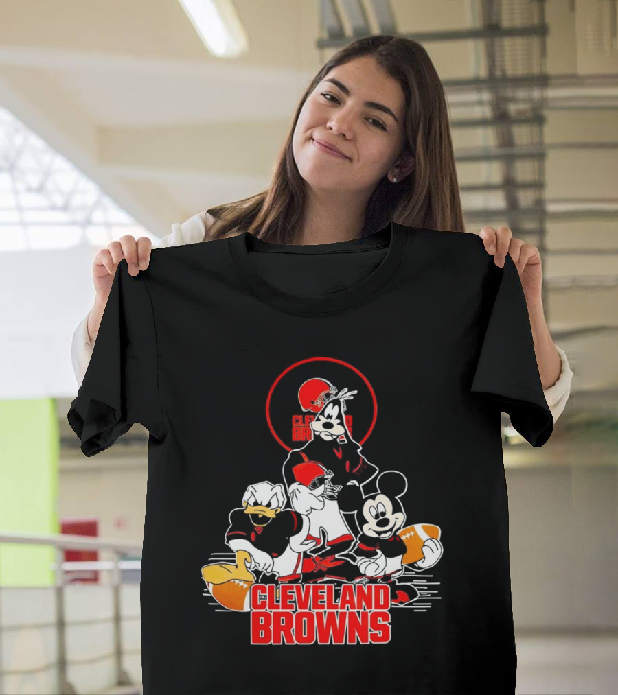 Cleveland Browns NFL Mickey Mouse Donald Duck Goofy Football Team T-Shirt
