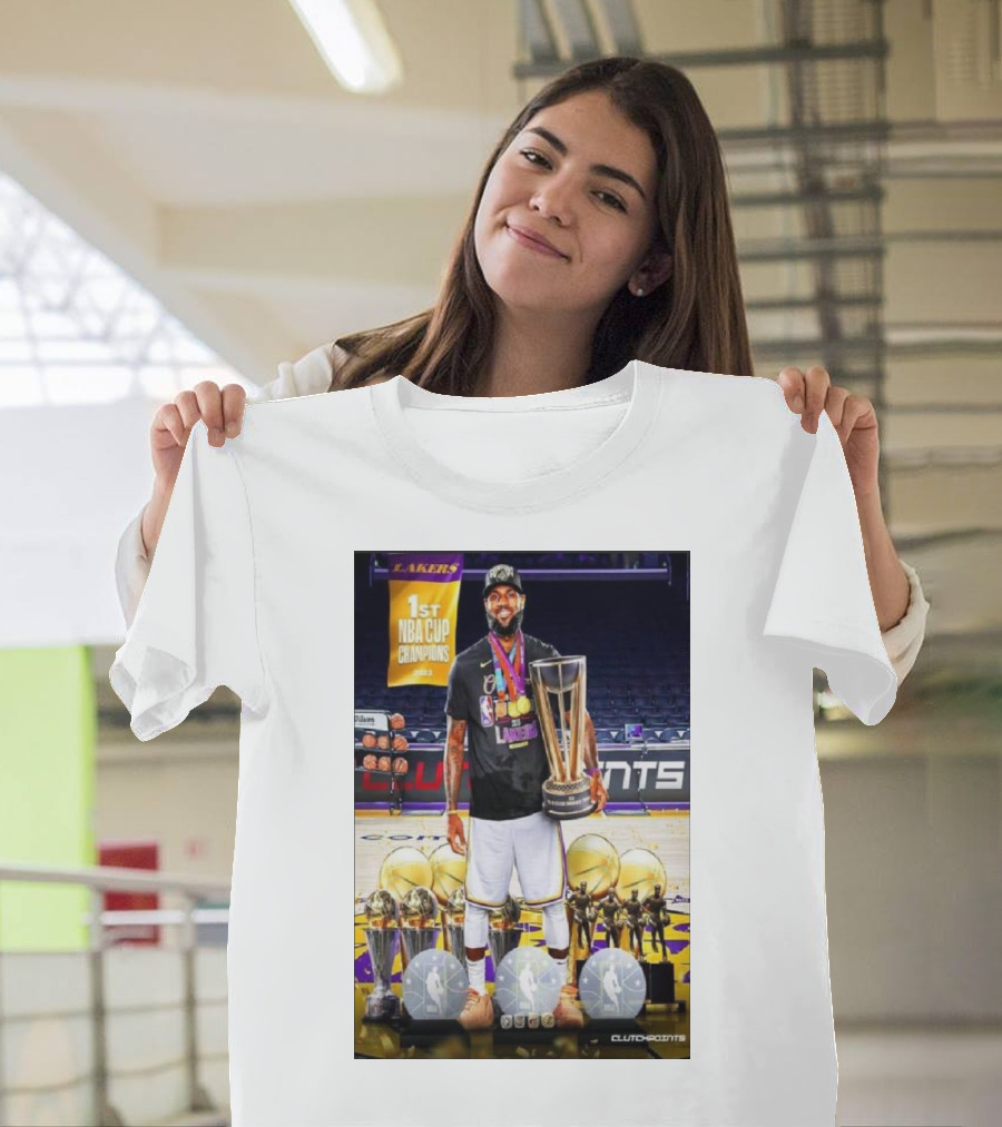 Lakers 1st NBA Cup Champions LeBron James MVP Clutchpoints T-Shirt