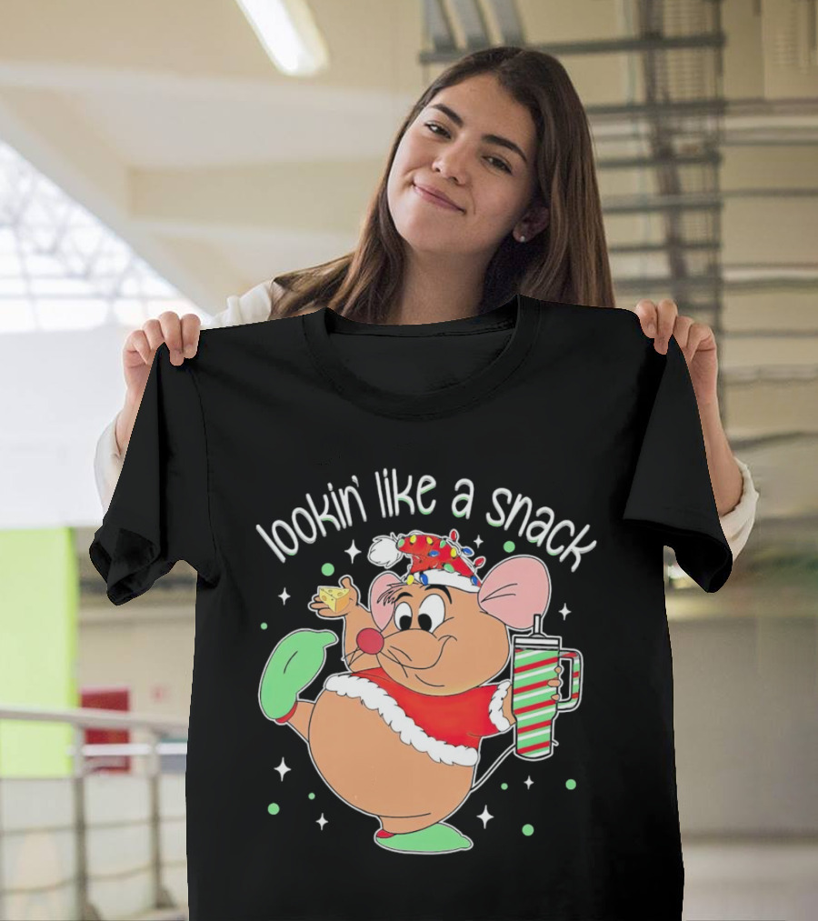 Lookin' Like a Snack Santa Mouse Holding Cheese and Peppermint Drink T-Shirt