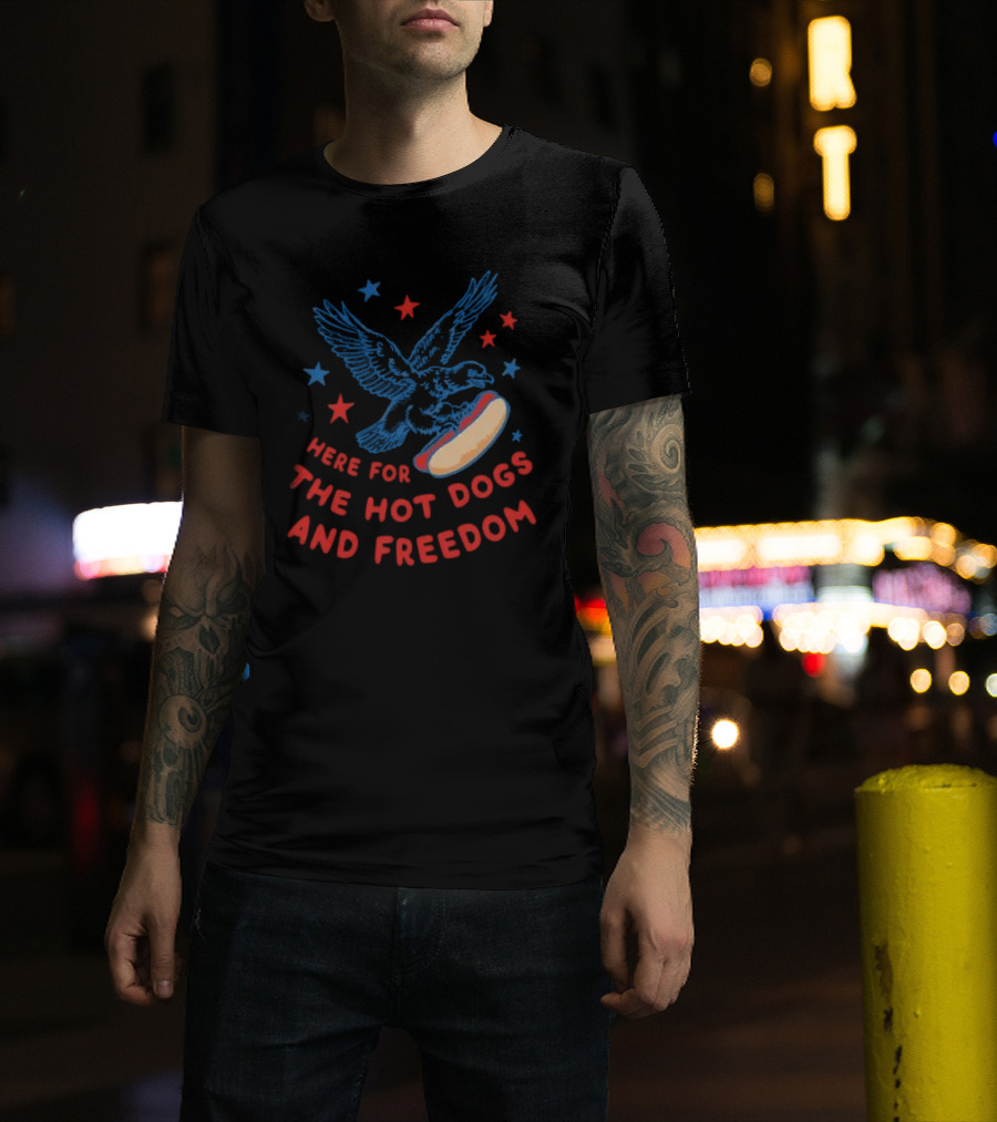 Here For The Hot Dogs And Freedom USA Eagle Stars T-Shirt