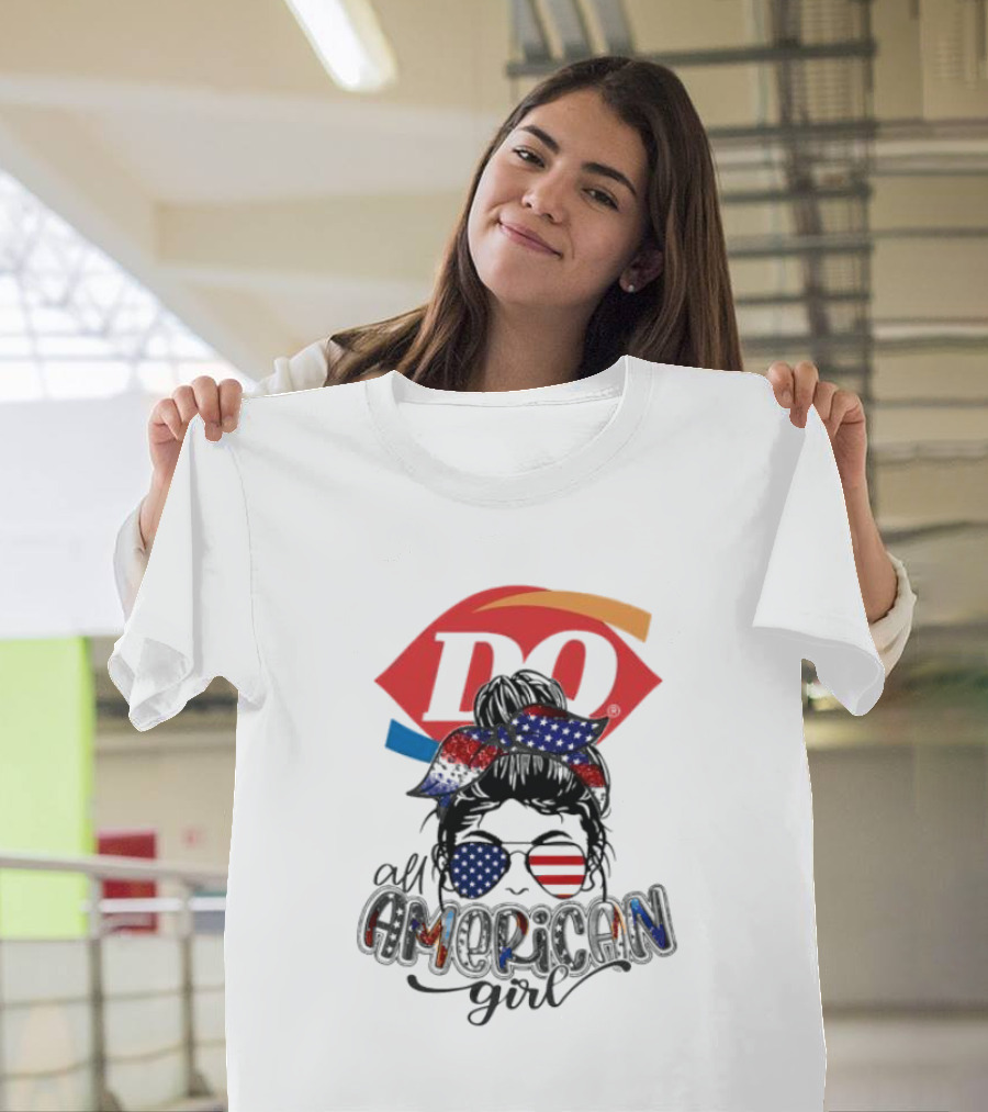 Dairy Queen All American Girl Messy Bun Patriotic髁 T-Shirt