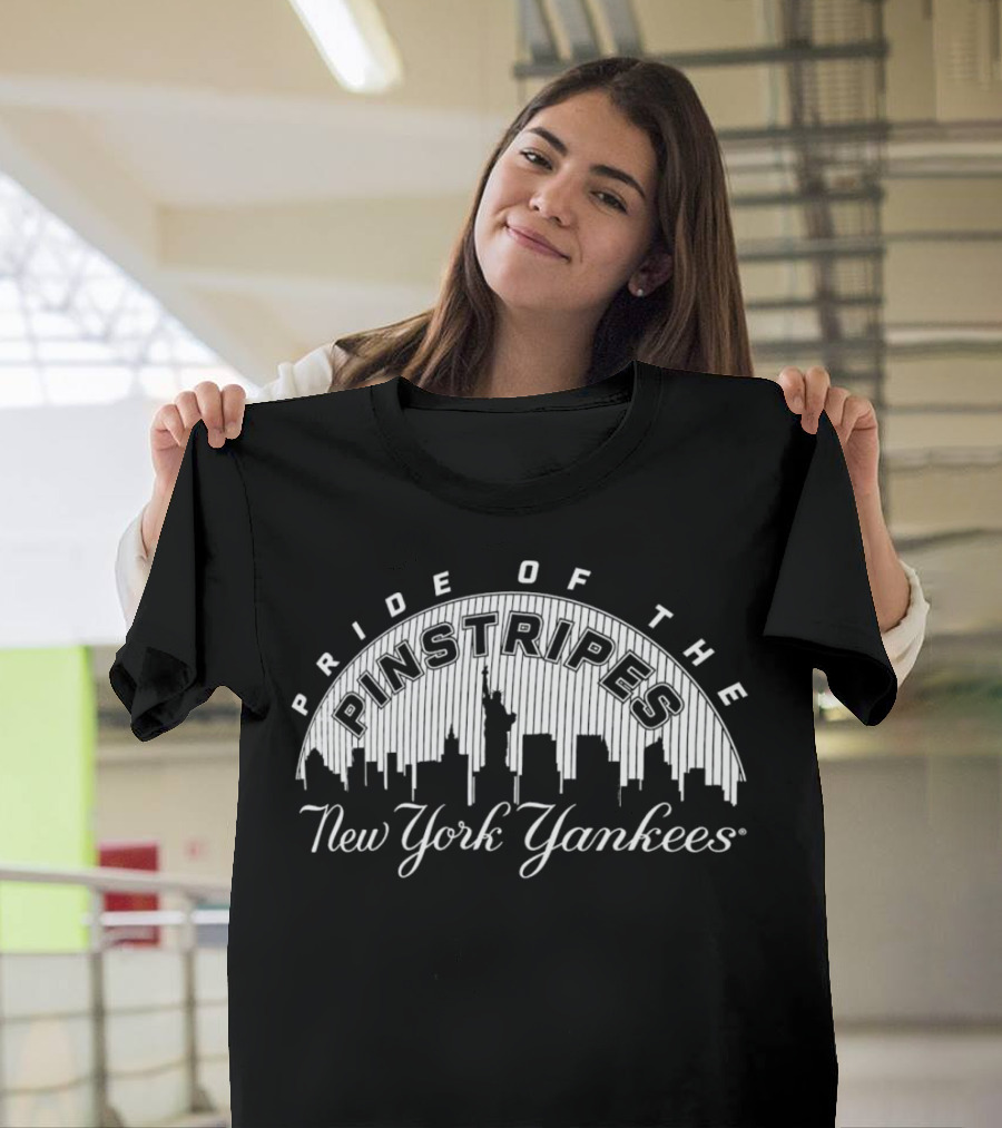 Pride of the Pinstripes New York Yankees Skyline T-Shirt