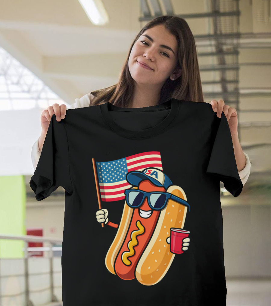 Fourth Of July USA Hotdog With American Flag And Sunglasses T-Shirt