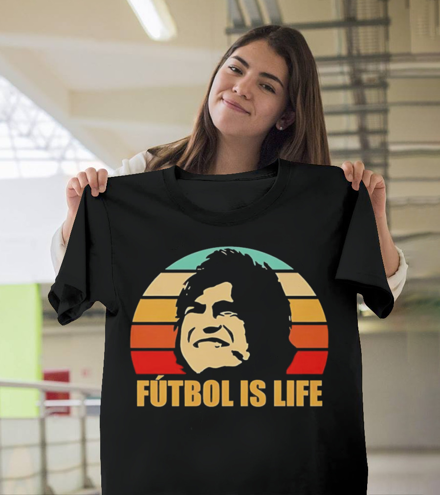 Fútbol Is Life Vintage Retro Sunset T-Shirt