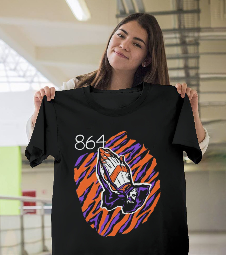 864 Clemson Tigers Praying Hands Football T-Shirt