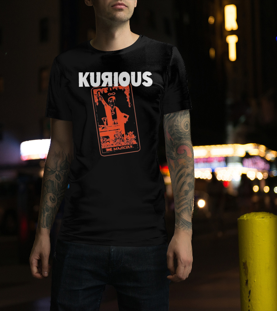 Kurious Gasdrawls The Majician Tarot Card T-Shirt
