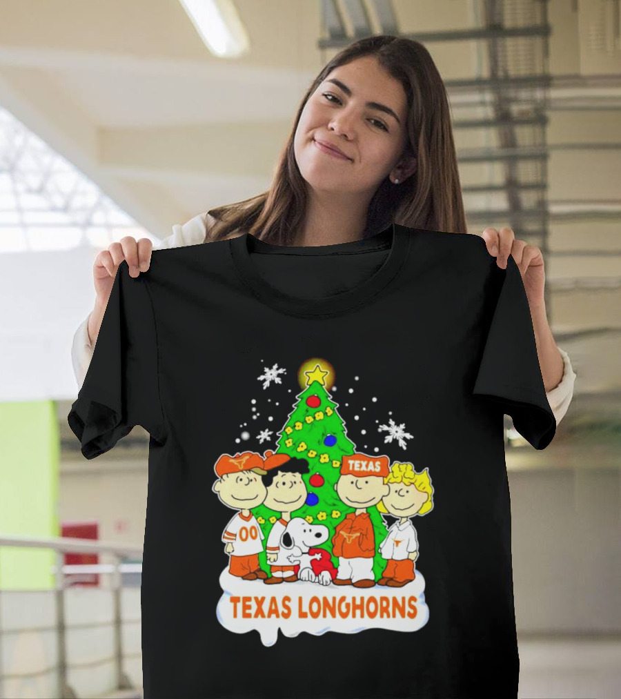 Texas Longhorns Peanuts Characters Christmas Tree T-Shirt