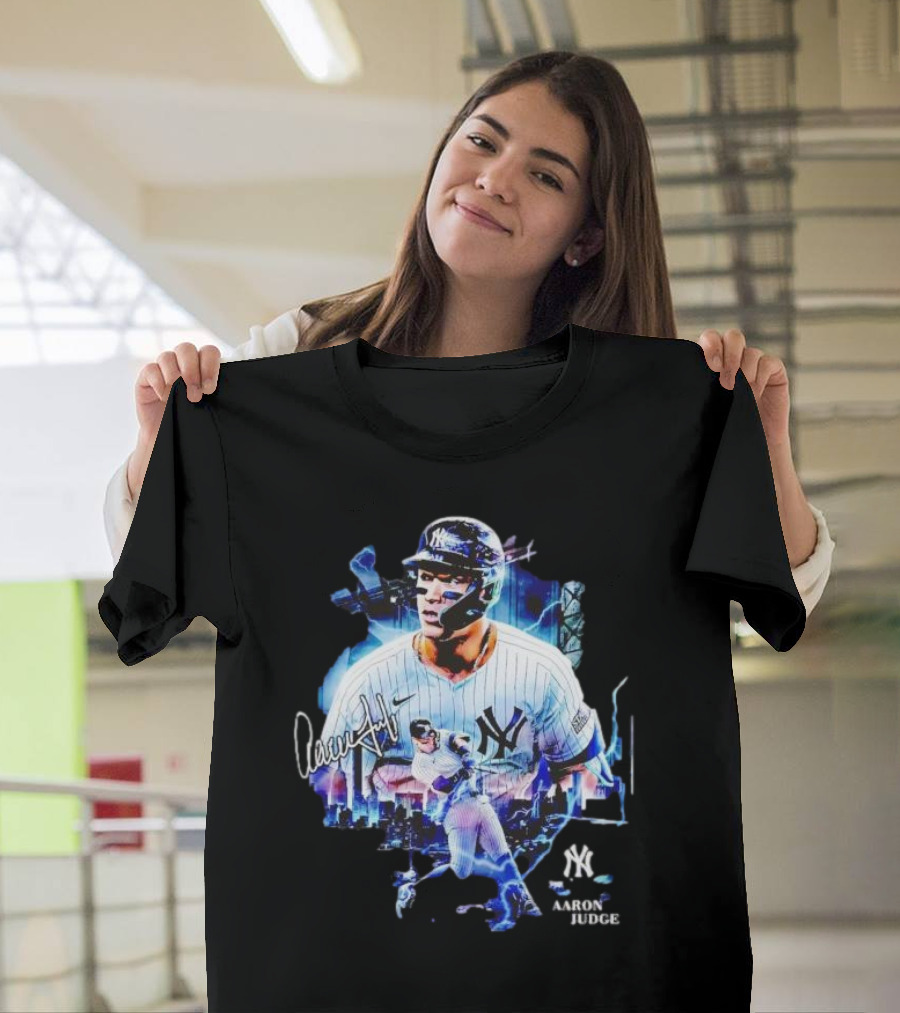 Aaron Judge New York Yankees Signature Vintage Skyline Baseball T-Shirt